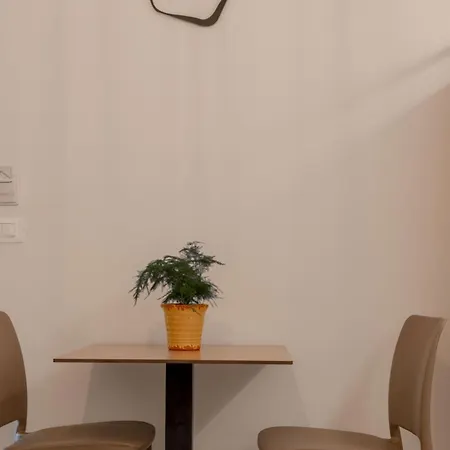 Aleksandra Appartement *